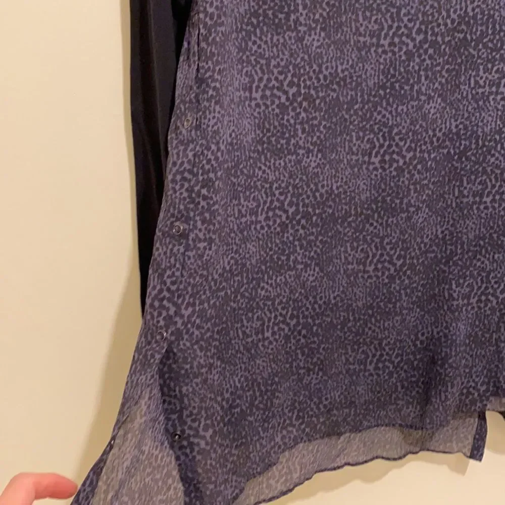 THEORY silk blouse in perfect condition. Size S